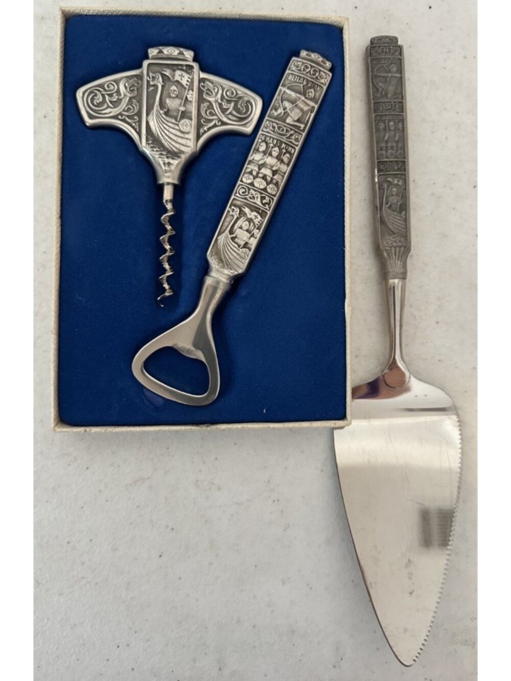 Konge Tinn Norwegian Pewter corkscrew bottle opener bar set Viking 361 MCM pie